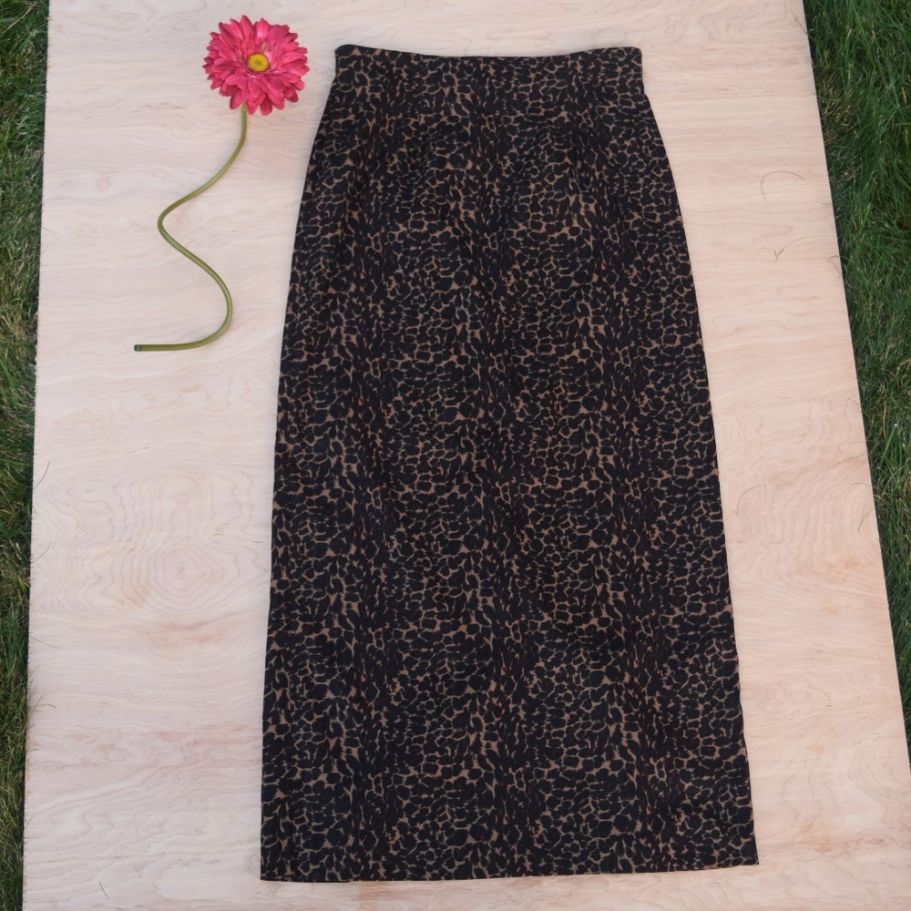 STUDIO C Cheetah Maxi Skirt - Size 8